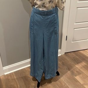 Loft wide leg crop soft jeans